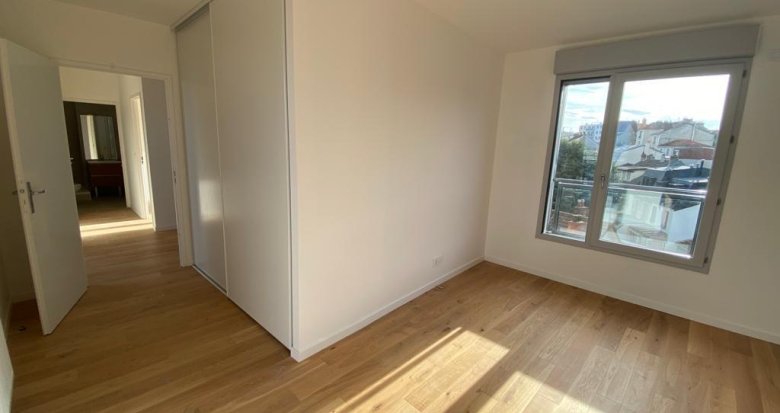 Achat / Vente appartement neuf Issy-les-Moulineaux à 4 min à pied du métro 13 (92130) - Réf. 9302